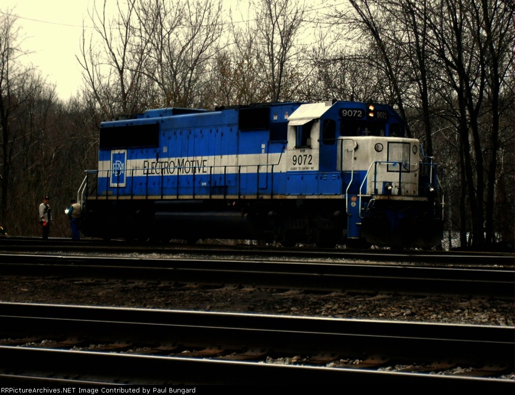 EMDX 9072  SD60   09/25/2004